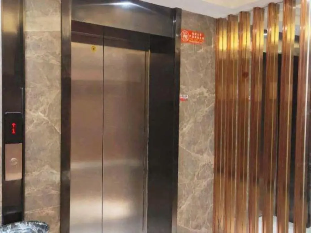 Хуанган: Jianianhua Fashion Hotel