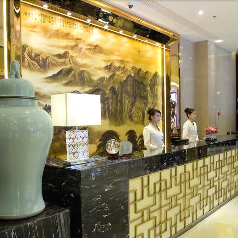 Суйнин: Huang'e International Grand Hotel