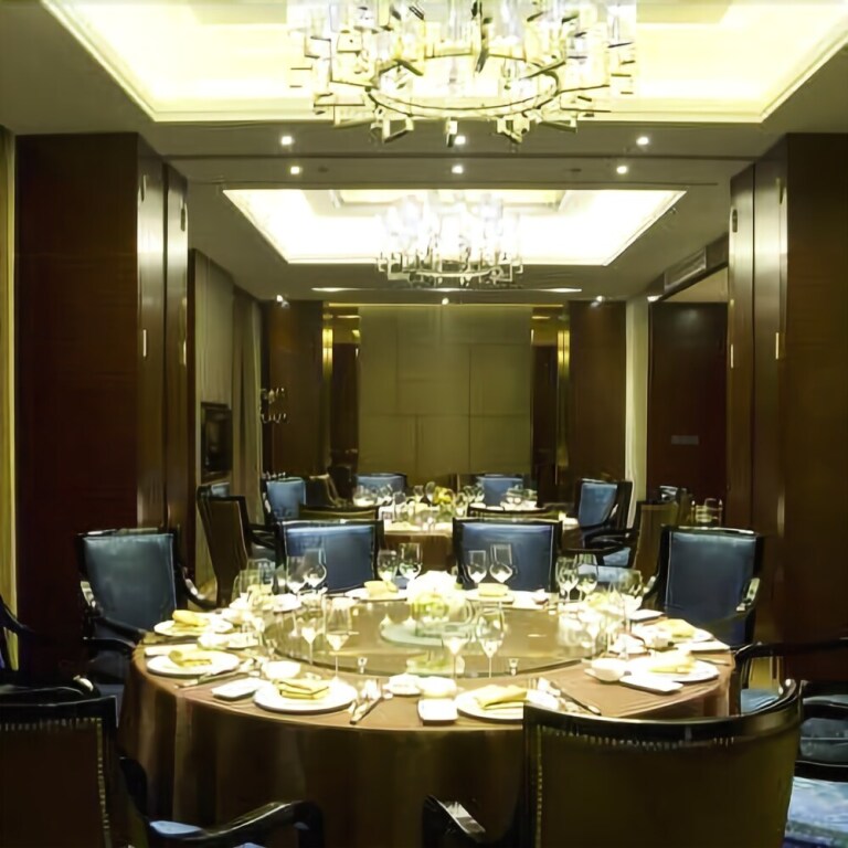 Суйнин: Huang'e International Grand Hotel