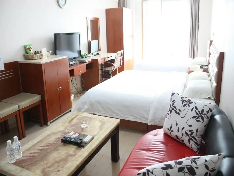 Далянь: Yifan Hotel