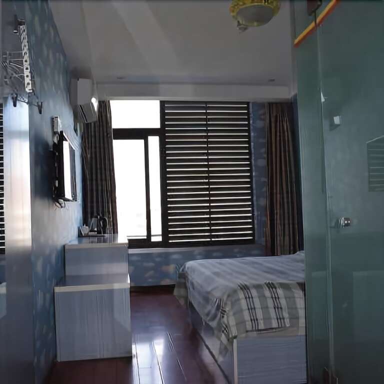Уху: Super 8 Hotel