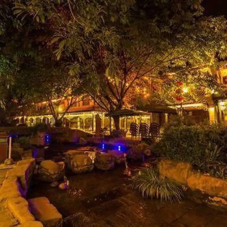 Чэнду: Yijia Inn