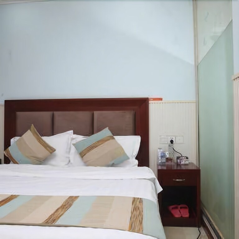 Чэнду: Chunxi Yujing Hotel