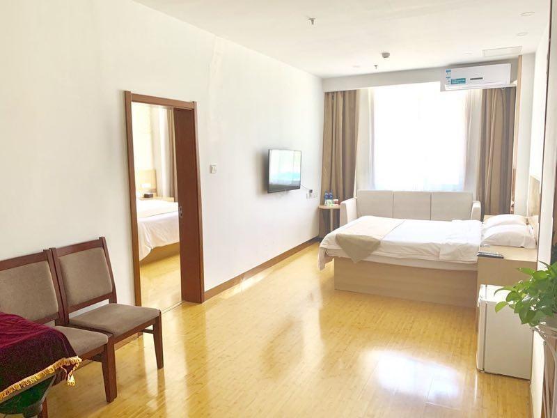 Таншань: GreenTree Inn Tangshan Xueyuan Road Business Hotel