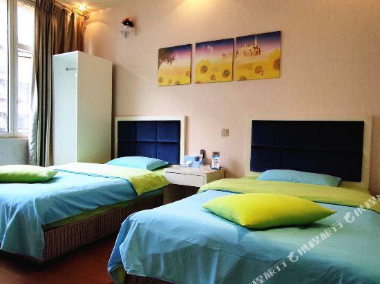 Чэнду: Yizhou Express Hotel