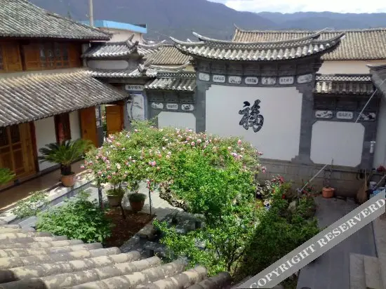 Дали: Shaxi Sideng Hostel