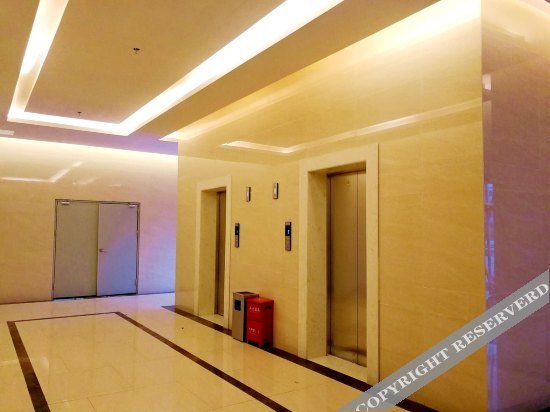 Хэнъян: Weijing Zhouji Hotel