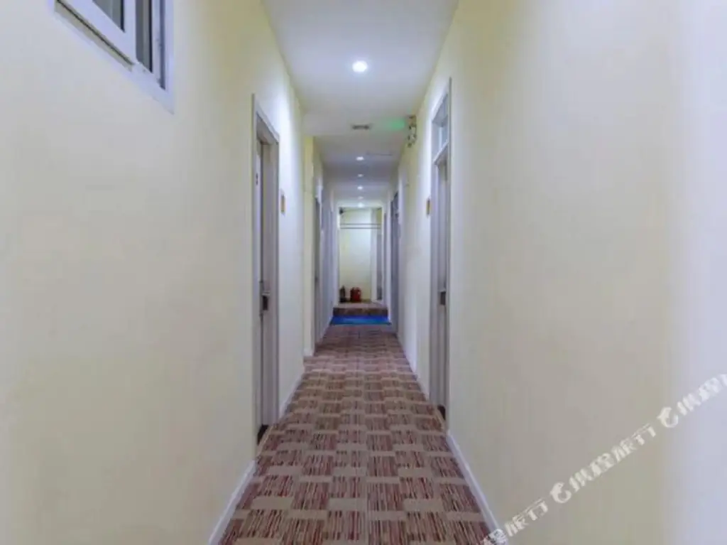 Цзинань: Pod Inn Chain Hotel (Jinan Qilu Hospital Quancheng Plaza)