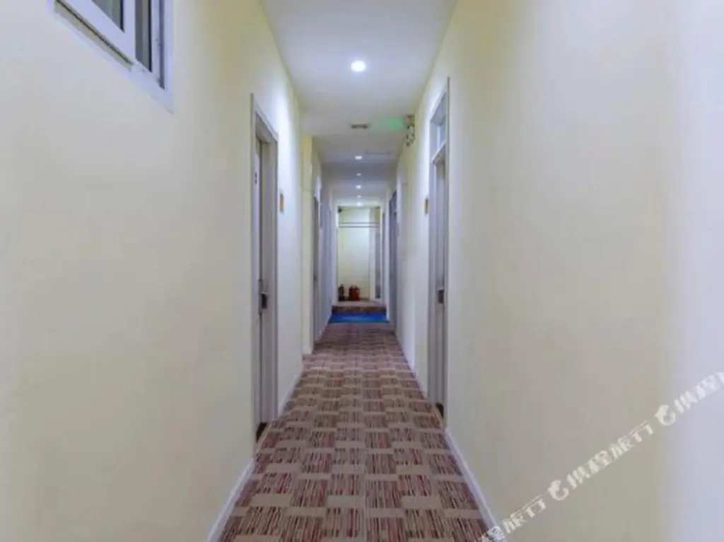 Цзинань: Pod Inn Chain Hotel (Jinan Qilu Hospital Quancheng Plaza)