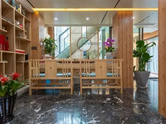Лицзян: Xianyue Pavilion·Designer’s Snow Mountain Panoramic Secret Garden Beauty Stay