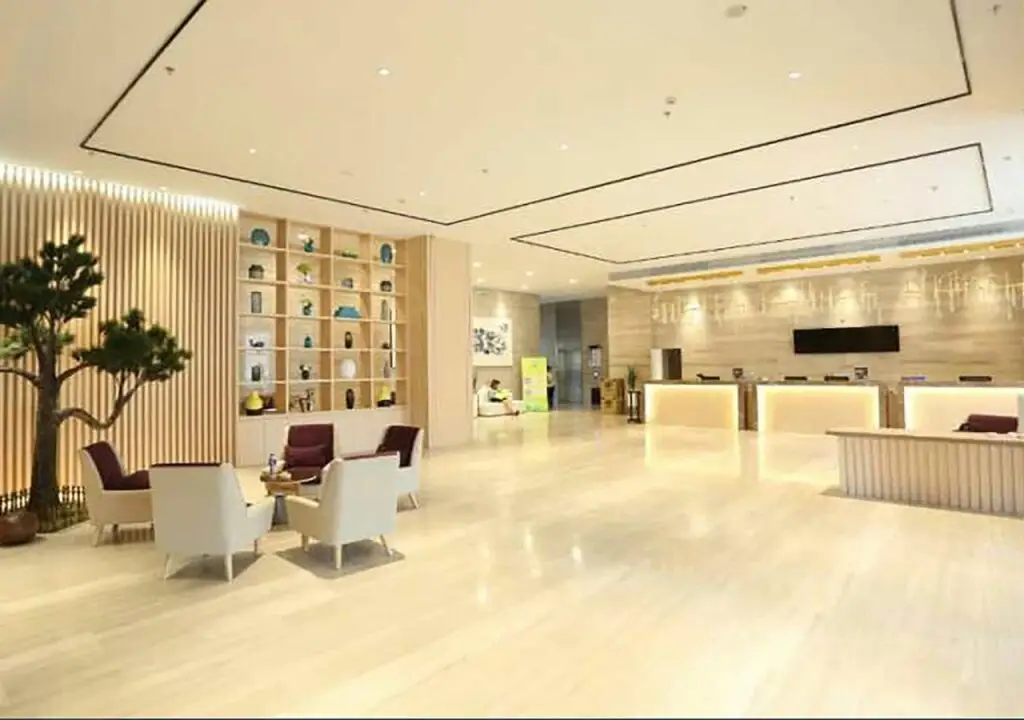 Наньчан: IBIS Styles NC Red Valley