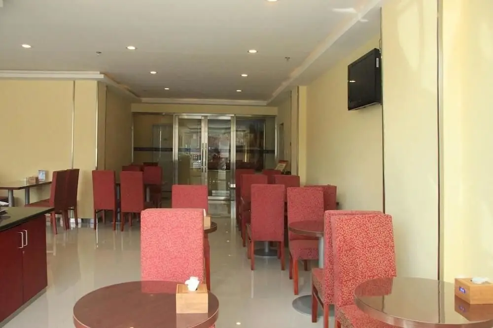 Цицикар: Hanting Express Hotel Qiqihar Railway Station