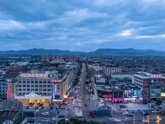 Нинбо: Vienna Hotel (Guan Hai Dian)