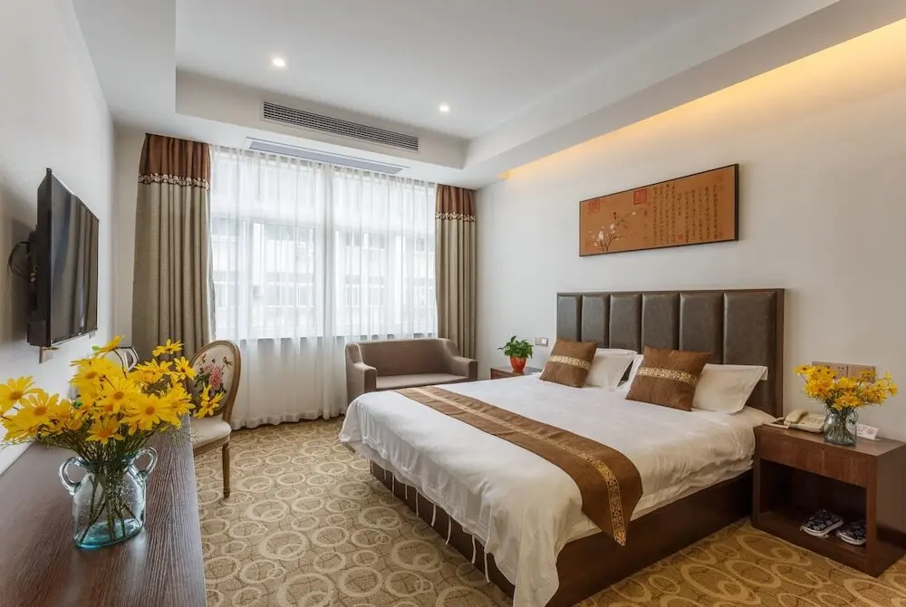Цзясинь: Wuzhen Yunshuiyao Hot spring Theme Hotel