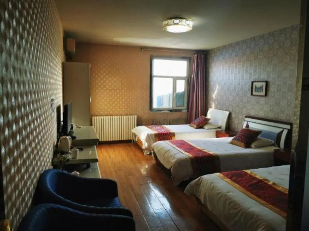 Урумчи: Furong Mingdi Hotel (Airport Yingbin Road Branch)
