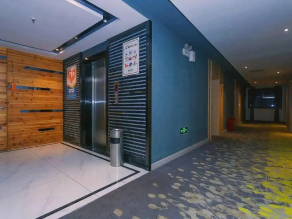 Wonder Hotel (Changsha Central South University Metro Station) — фото 1