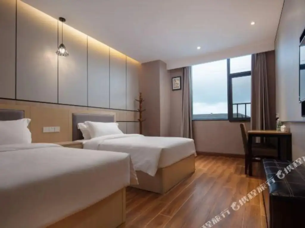 Чанша: Wonder Hotel (Changsha Central South University Metro Station)