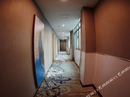 Шиянь: Xinyuelai Hotel (Shiyan Liulin Road Wuyan Pedestrian Street)