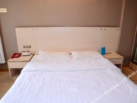Шиянь: Xinyuelai Hotel (Shiyan Liulin Road Wuyan Pedestrian Street)