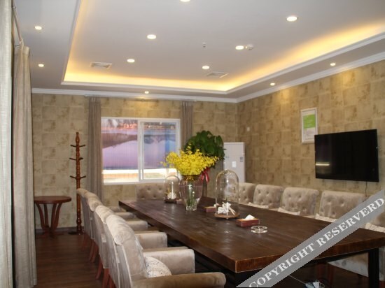 Чэнду: Chengdu Meihu Holiday Hotel