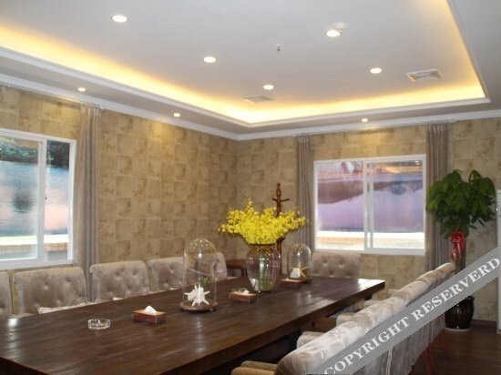 Чэнду: Chengdu Meihu Holiday Hotel