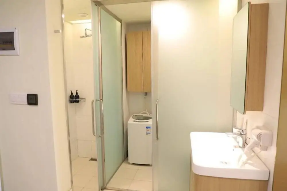 Гуанчжоу: CJIA Apartment East Railway Station