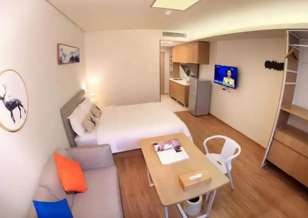 Гуанчжоу: CJIA Apartment East Railway Station