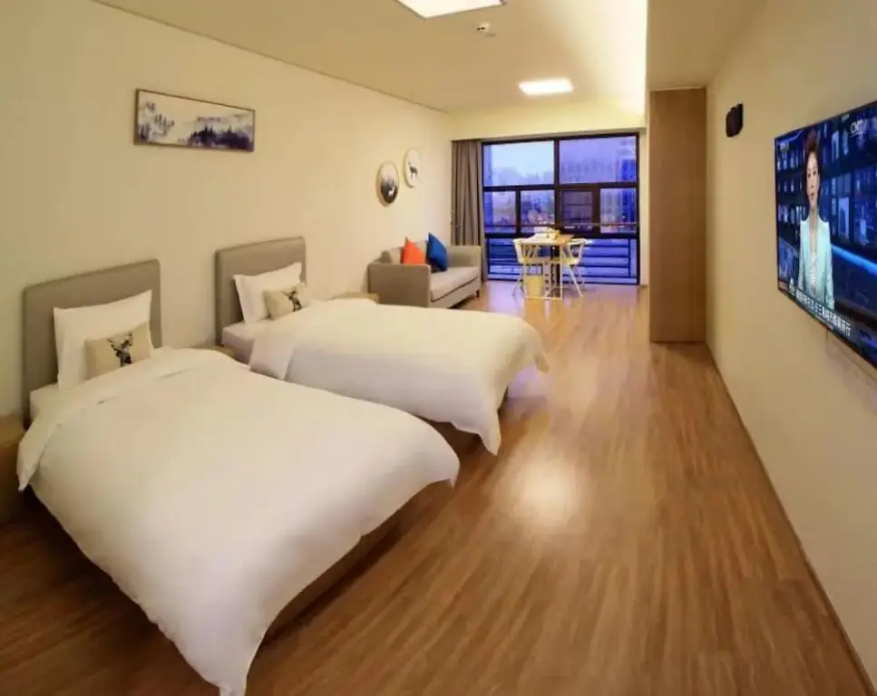 Гуанчжоу: CJIA Apartment East Railway Station