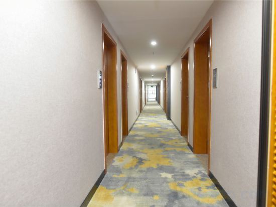 Дунгуань: Cai Yi Business Hotel
