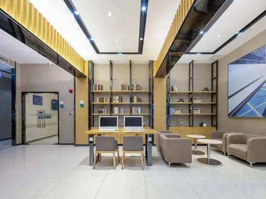 Гуанчжоу: City Comfort Inn Hotel (Guangzhou Renhe Subway Station Huazhong Plaza)