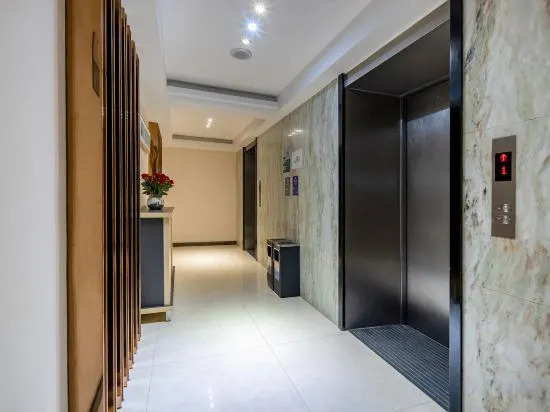 Гуанчжоу: City Comfort Inn Hotel (Guangzhou Renhe Subway Station Huazhong Plaza)