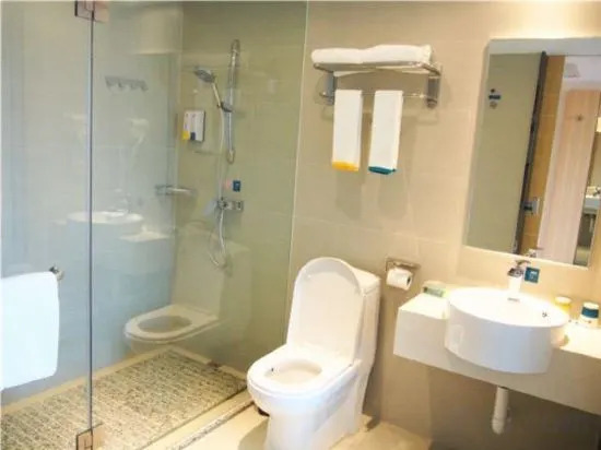 Гуанчжоу: City Comfort Inn Hotel (Guangzhou Renhe Subway Station Huazhong Plaza)
