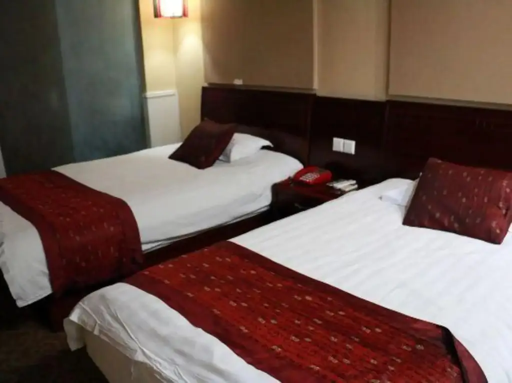 Чжоушань: Hailun Hotel