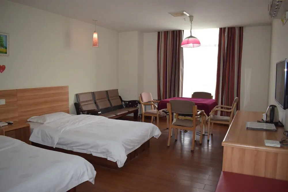 Шэньчжэнь: Thank You Hotel Shenzhen Baoan Airport North