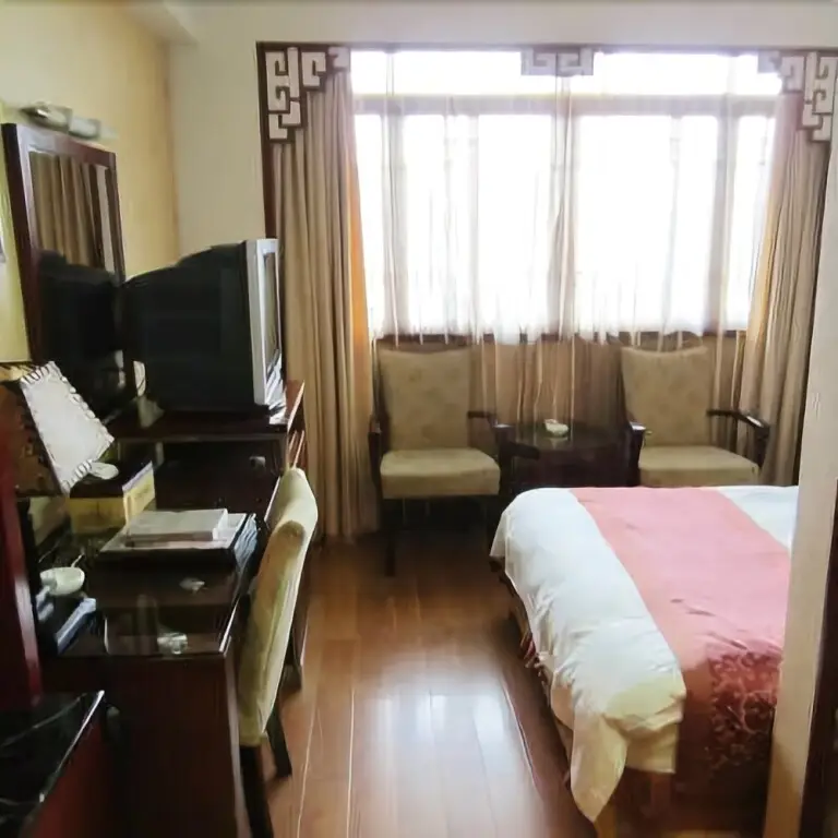 Фучжоу: Rong Tai Auto Industry Business Center Hotel