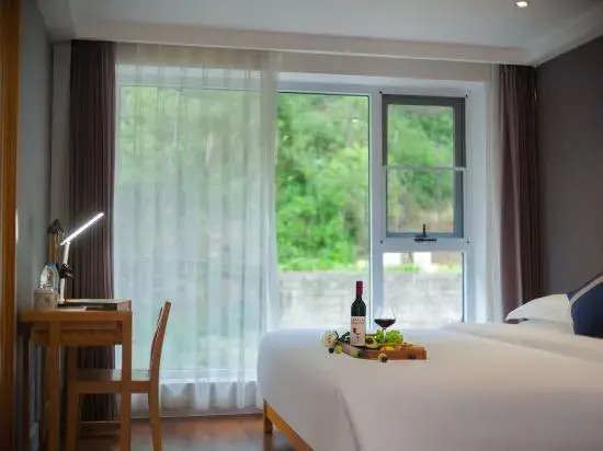 Чжанцзяцзе: Shanshui Tingyuan Hotel (Zhangjiajie National Forest Park Wulingyuan Sign Store)