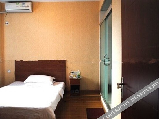 Чунцин: Xinjingwei Hostel