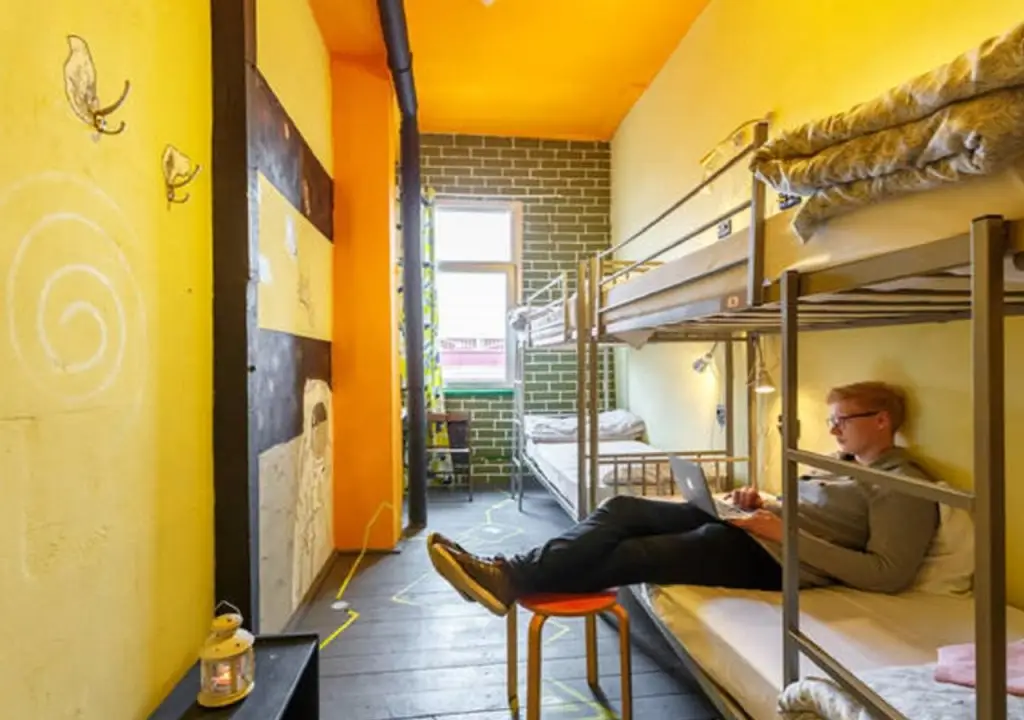 Москва: Fabrika Hostel  Gallery