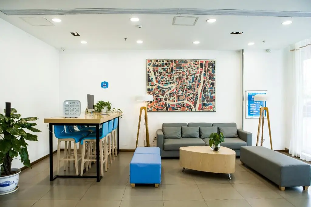 Цзюцзян: Hanting Hotel Jiujiang Jiufang Shopping Center