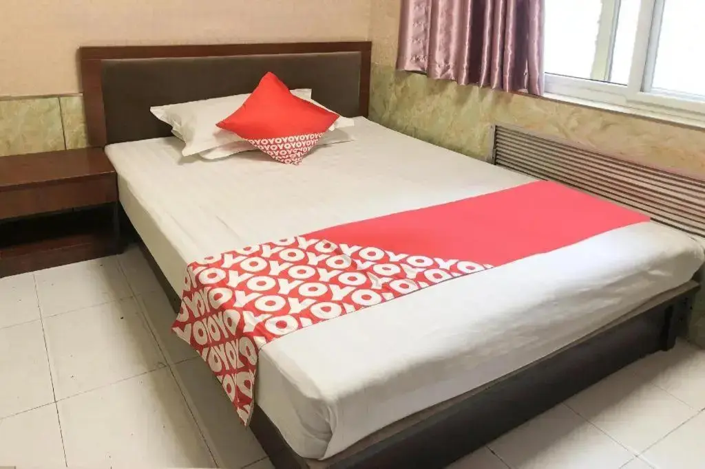 Ланьчжоу: Huifeng Hotel (Lanzhou Zhengning Road Night Market)