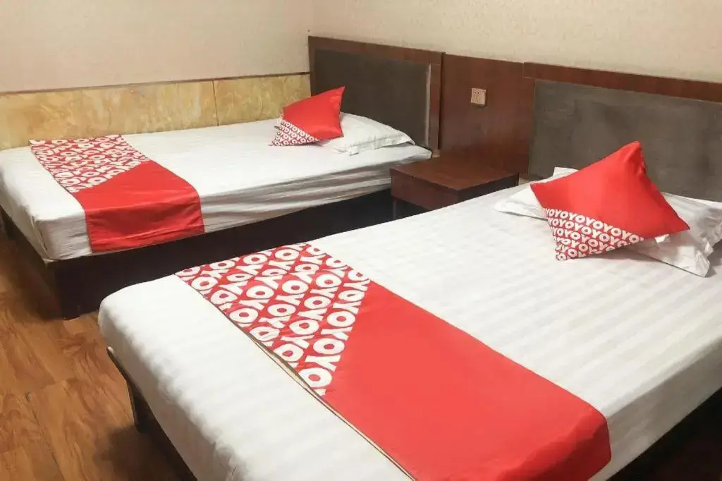 Ланьчжоу: Huifeng Hotel (Lanzhou Zhengning Road Night Market)