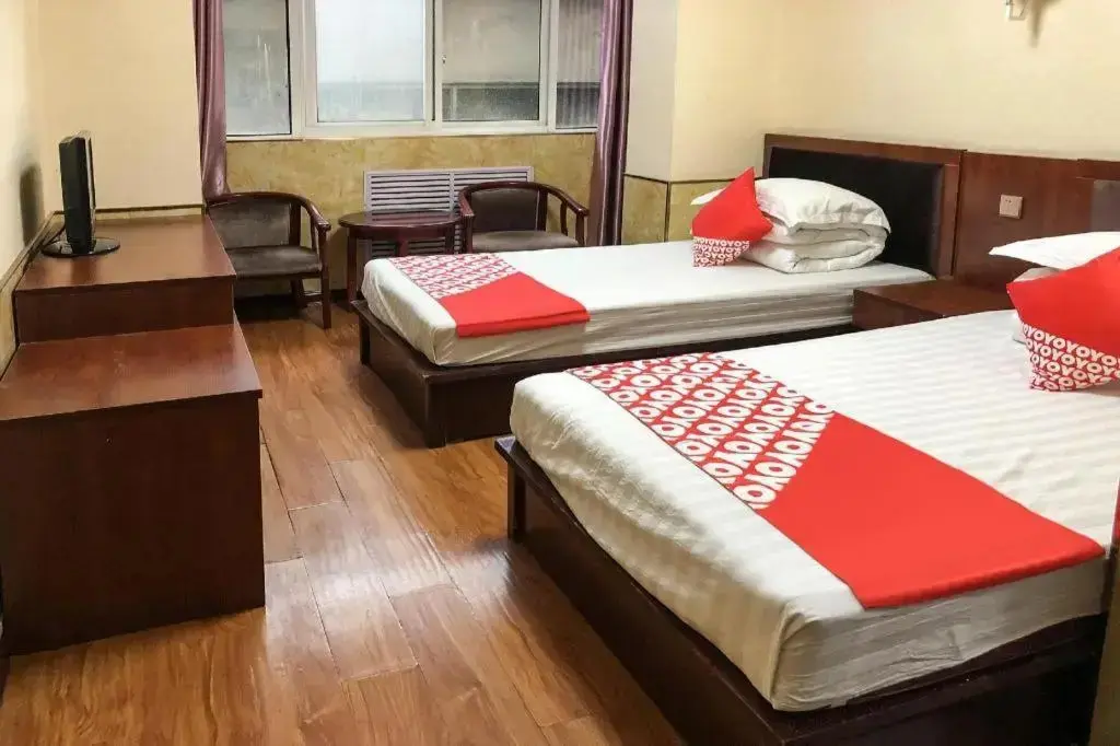Ланьчжоу: Huifeng Hotel (Lanzhou Zhengning Road Night Market)