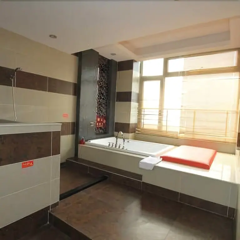 Шанхай: Shanghai Lambowan Boutique Hotel (Shuichan Road Subway Station)