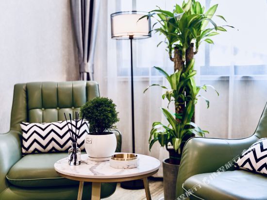 Уси: Yue Hotel