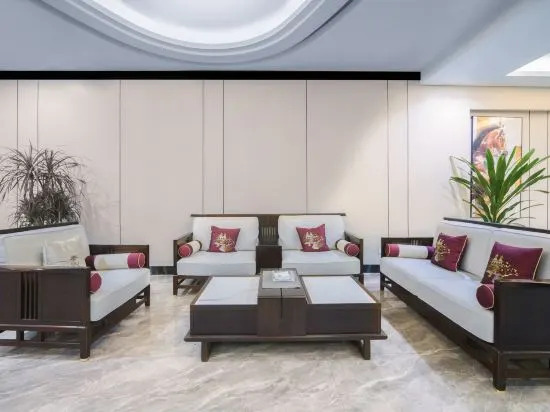Бицзе: Manzhou International Hotel (Bijie Duocai Shop)