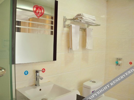 Даньдун: Xinshun Hotel
