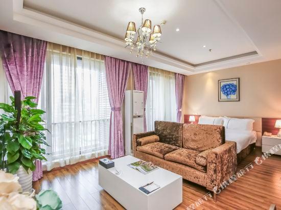 Чэнду: Westcare Hotel (Tianfu No.3 Street Fu'nian Square)