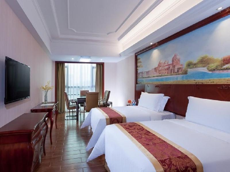 Хейан: Vienna International Hotel Heyuan Agile Garden Branch