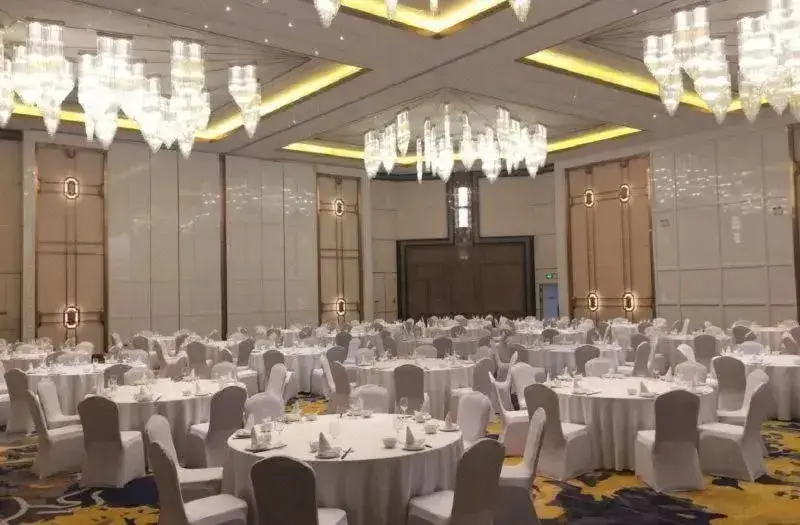 Шэньян: Howard Johnson Jinlian Business Club Hotel Shenyang