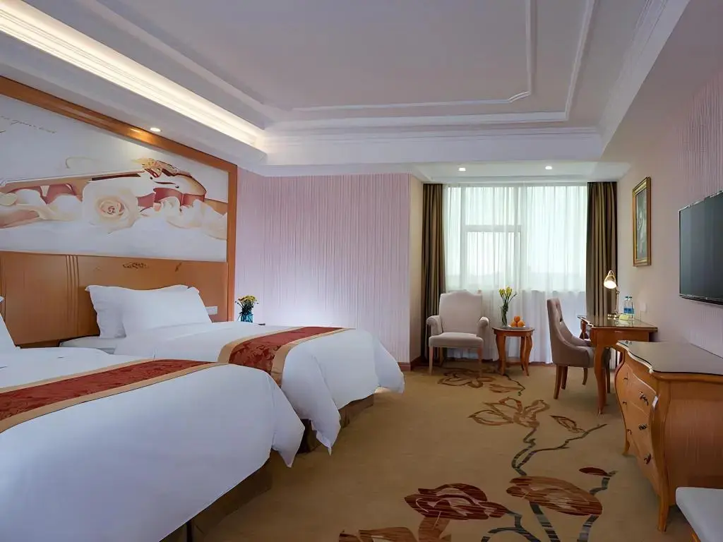 Дунгуань: Vienna International Hotel （Dongguan Hengli Branch）